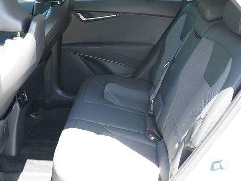 Certified 2024 Kia Niro EX Touring FWD image 21