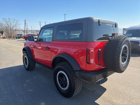 Used 2024 Ford Bronco Black Diamond w/ Sasquatch Package image 2