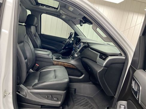 Used 2020 Chevrolet Tahoe LT image 23