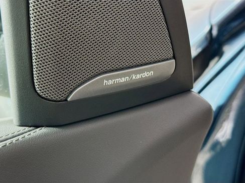 New 2026 BMW X5 xDrive50e image 19