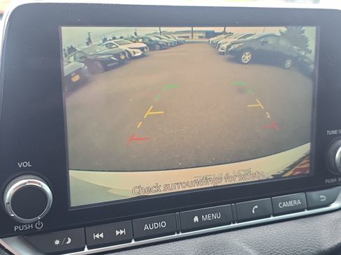 Used 2020 Nissan Sentra SV w/ Electronics Package image 19