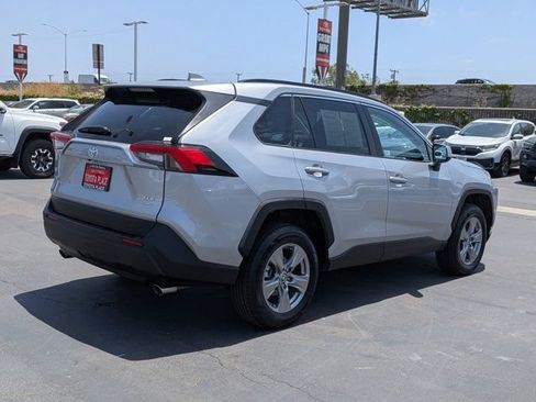 Used 2025 Toyota RAV4 XLE w/ Weather Package AWD/4WD image 8