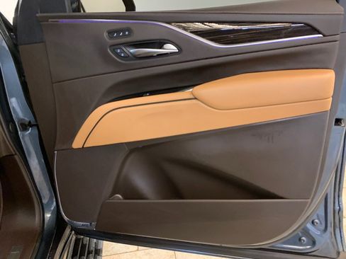 Used 2021 Cadillac Escalade Sport w/ Driver Assist Tech Package image 54