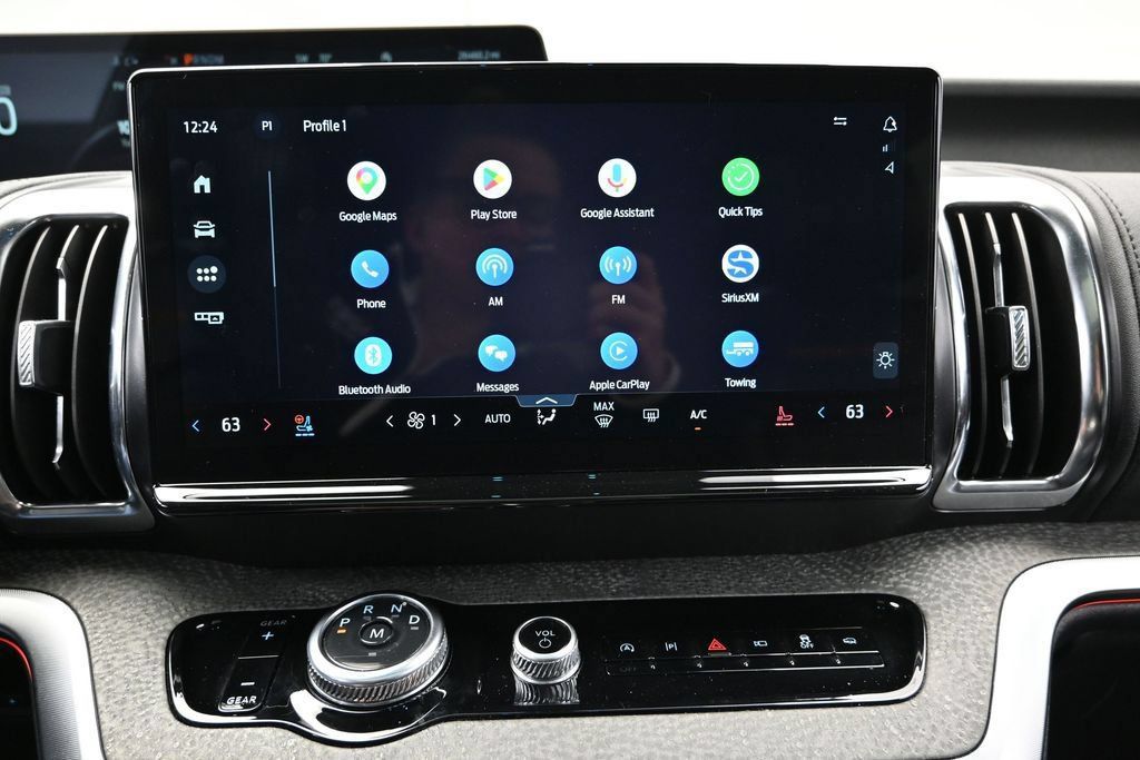 Used 2025 Ford Expedition Tremor AWD/4WD image 39
