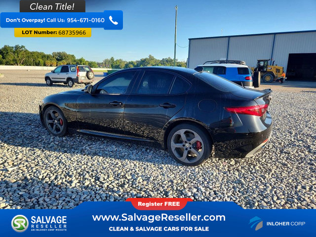 Used 2017 Alfa Romeo Giulia RWD image 3