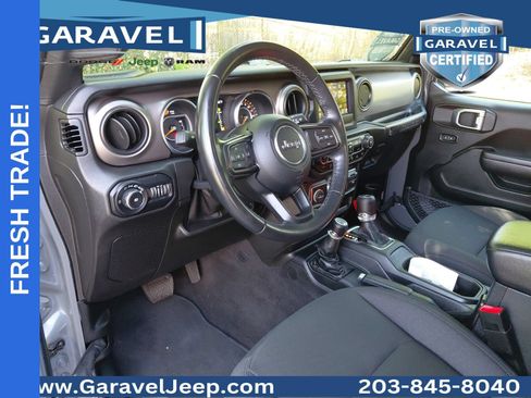 Used 2021 Jeep Wrangler Sport AWD/4WD image 16