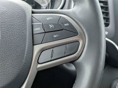 Certified 2022 Jeep Cherokee Latitude Lux AWD/4WD image 26