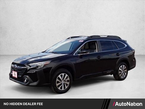 Used 2025 Subaru Outback Premium AWD/4WD image 1