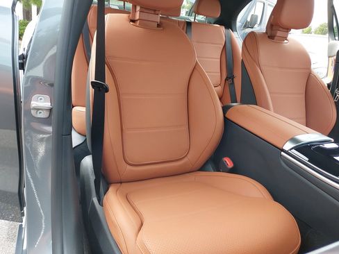 Used 2024 Mercedes-Benz C 300 Sedan image 11