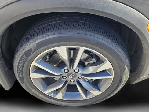Certified 2025 INFINITI QX60 Luxe image 33