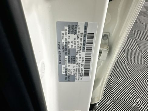 Used 2024 MAZDA CX-90 Plug-In Hybrid w/ Premium Pkg AWD/4WD image 12