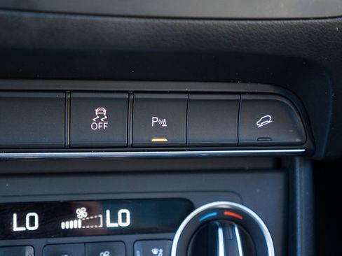 Used 2016 Audi Q3 2.0T Premium Plus w/ Technology Package image 26