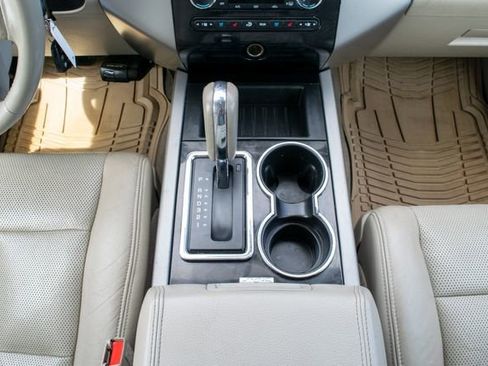 Used 2011 Ford Expedition EL Limited image 33