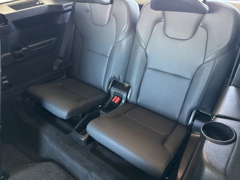 Certified 2024 Volvo XC90 T8 Plus w/ Protection Package Premier AWD/4WD image 19