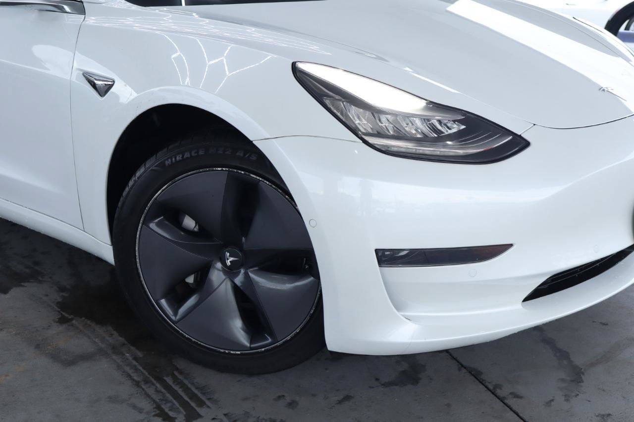 Used 2020 Tesla Model 3 Standard Range RWD image 4