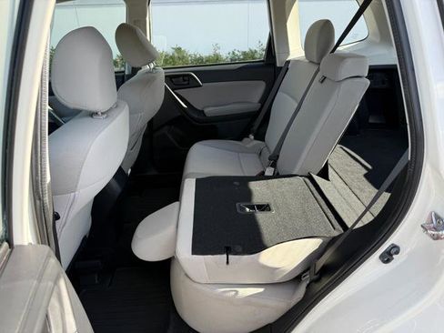 Used 2016 Subaru Forester 2.5i w/ Alloy Wheel Package image 16