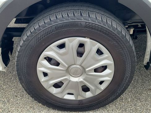 Used 2023 Ford Transit 350 XLT image 11