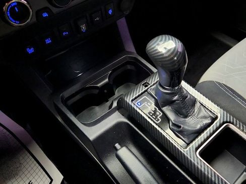 Used 2021 Toyota Tacoma 4x4 Double Cab image 16