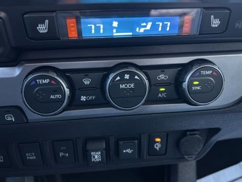 Used 2022 Toyota Tacoma Limited w/ Nightshade Package image 17