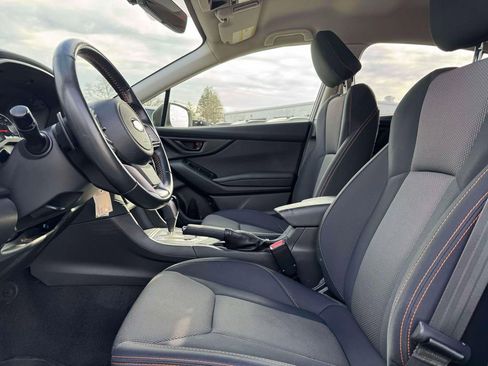 Used 2019 Subaru Crosstrek 2.0i Premium image 12