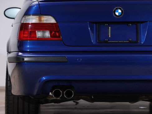 Used 2002 BMW M5 image 18