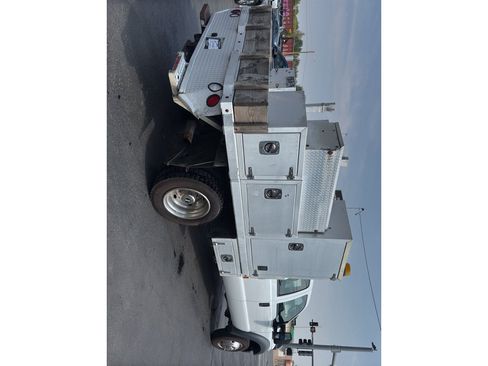 Used 2014 Ford F450 XL image 6