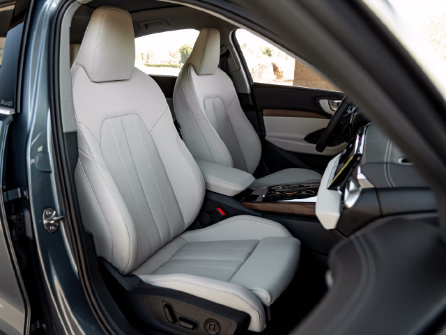 Certified 2025 Audi A5 Prestige AWD/4WD image 37
