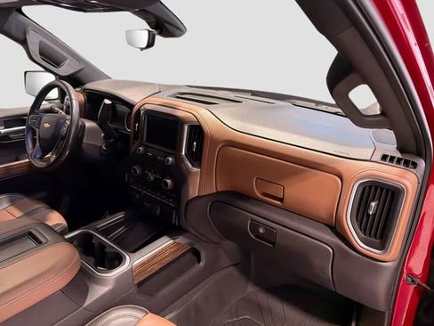 Certified 2021 Chevrolet Silverado 1500 High Country w/ Technology Package image 26