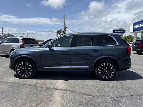 New 2026 Volvo XC90 T8 Ultra w/ Protection Package Premier image 2