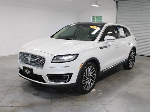 Used 2020 Lincoln Nautilus Reserve w/ Equipment Group 201A FWD image 4