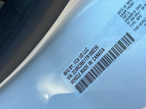 New 2026 Chrysler Pacifica Select image 29