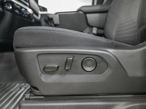 Used 2025 Chevrolet Silverado 1500 LT AWD/4WD image 14