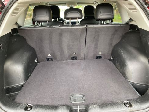 Used 2021 Jeep Compass Latitude FWD image 13