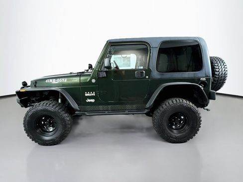 Used 2005 Jeep Wrangler X w/ Willys Edition Group AWD/4WD image 9