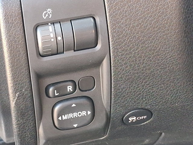 Used 2009 Subaru Forester 2.5X Limited AWD/4WD image 24