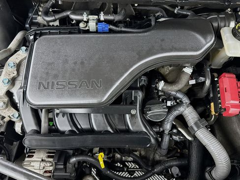 Used 2019 Nissan Rogue Sport S image 37