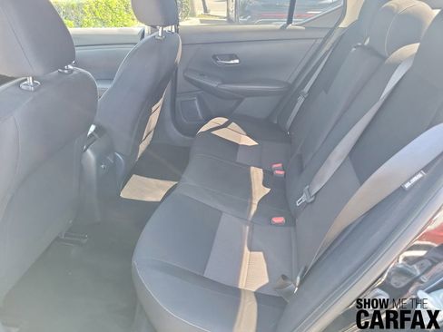 Used 2020 Nissan Sentra SV FWD image 11