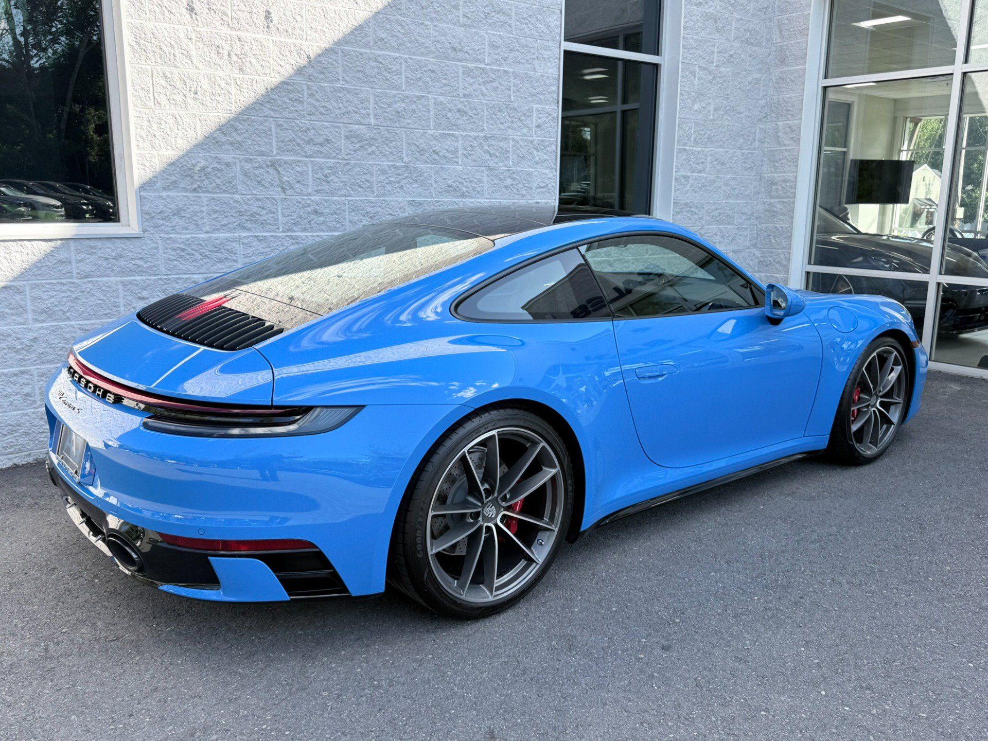 Used 2024 Porsche 911 Carrera S RWD image 34