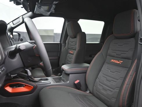 New 2026 Nissan Frontier Pro-X w/ Pro-X Convenience Package RWD image 11