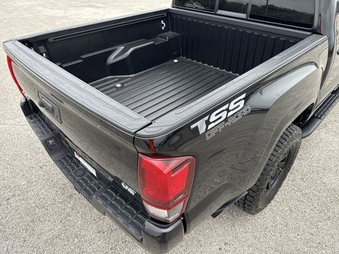 Used 2023 Toyota Tacoma SR AWD/4WD image 21