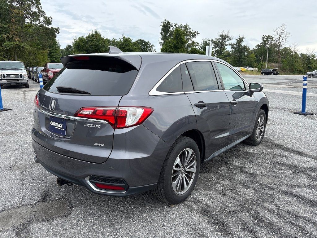 Used 2017 Acura RDX w/ Advance Package AWD/4WD image 4