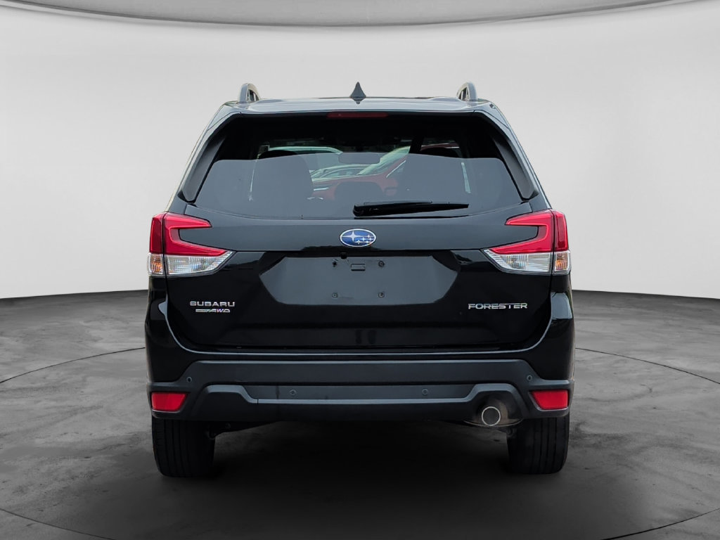 Used 2024 Subaru Forester Limited AWD/4WD image 6