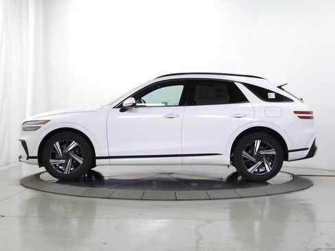 New 2026 Genesis GV70 3.5T Sport Advanced AWD/4WD image 4