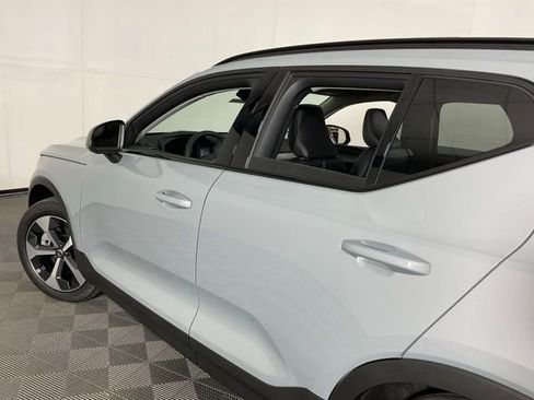 New 2026 Volvo XC40 B5 Plus w/ Protection Package Premier image 42
