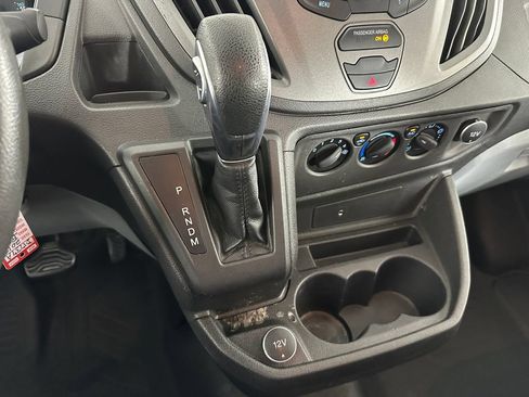 Used 2018 Ford Transit 250 130 Low Roof w/ Exterior Upgrade Package RWD image 15