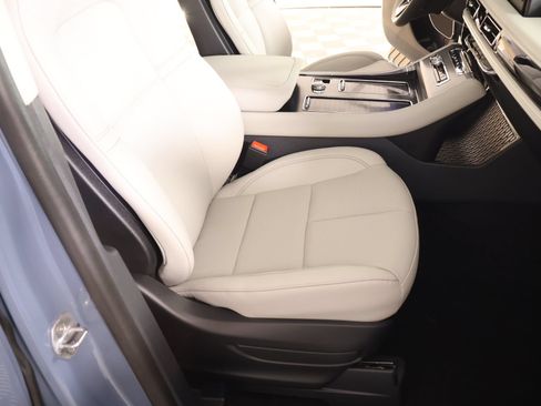 New 2026 Lincoln Aviator 2WD image 14