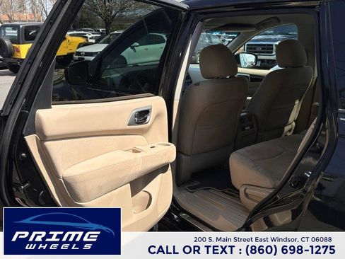 Used 2015 Nissan Pathfinder SV w/ Trailer Tow Package image 11