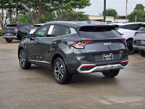Used 2024 Kia Sportage EX AWD/4WD image 3