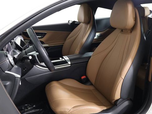 Used 2025 Mercedes-Benz CLE 300 4MATIC Coupe image 29