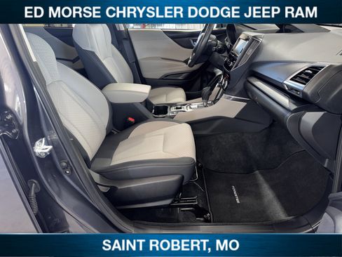Used 2024 Subaru Forester Premium AWD/4WD image 32